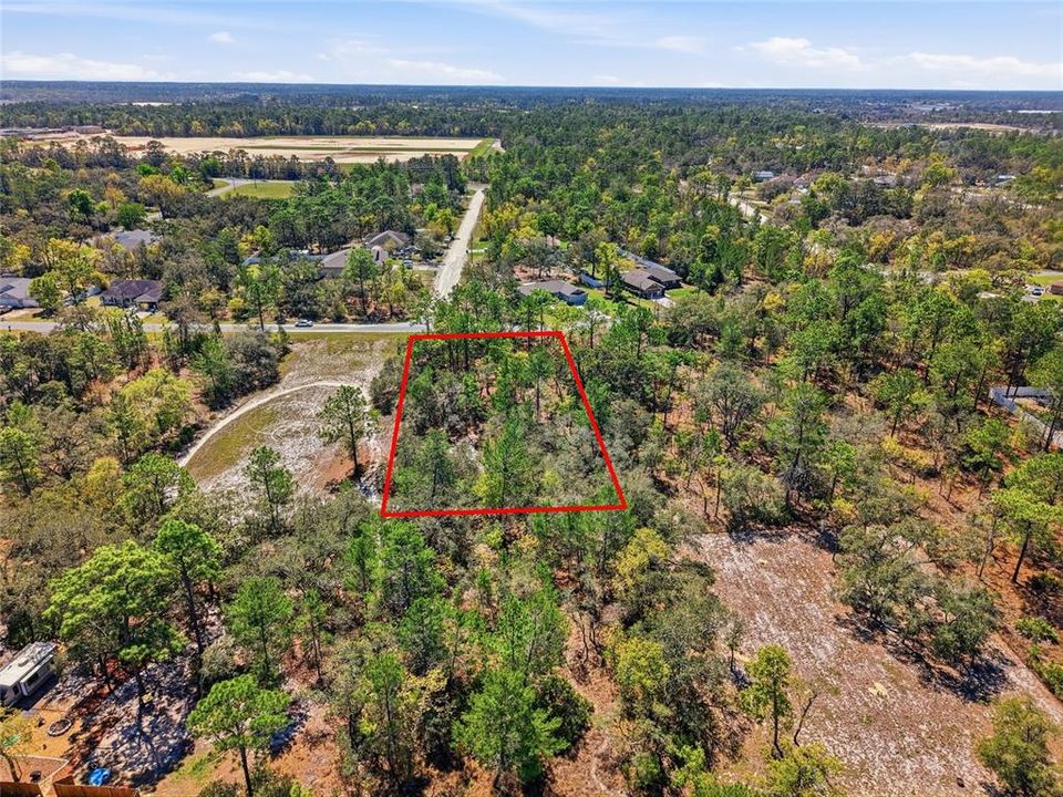 En Venta: $84,000 (0.74 acres)