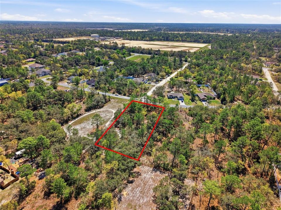 En Venta: $84,000 (0.74 acres)