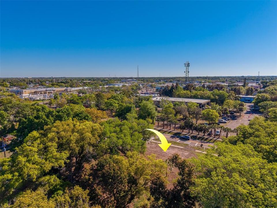 En Venta: $585,000 (0.72 acres)