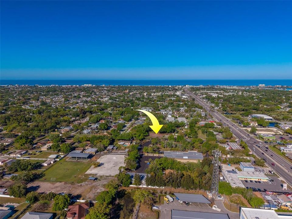 En Venta: $585,000 (0.72 acres)