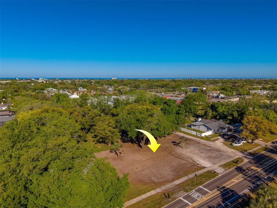 En Venta: $585,000 (0.72 acres)