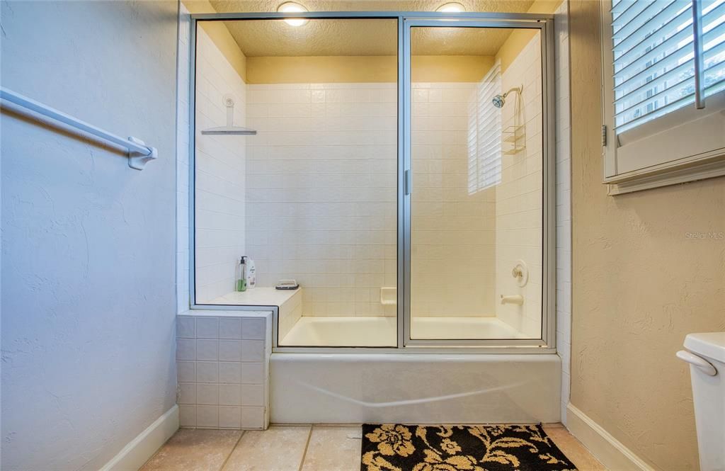 В аренду: $4,500 (3 спален, 3 ванн, 2513 Квадратных фут)