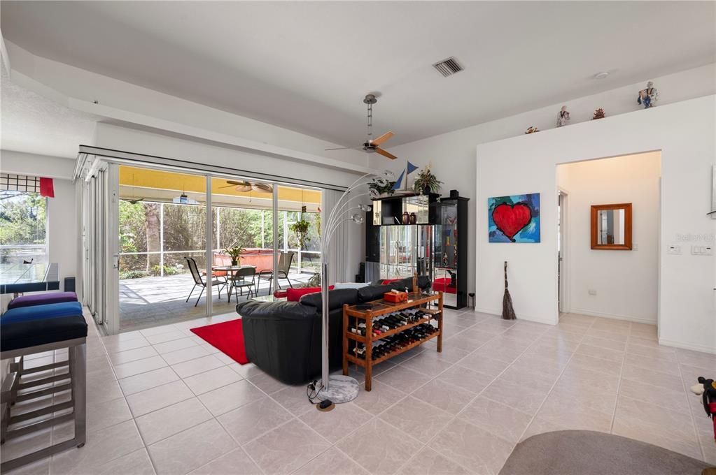 Active With Contract: $349,900 (3 beds, 2 baths, 1938 Square Feet)