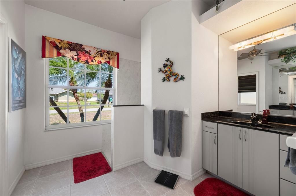 Active With Contract: $349,900 (3 beds, 2 baths, 1938 Square Feet)