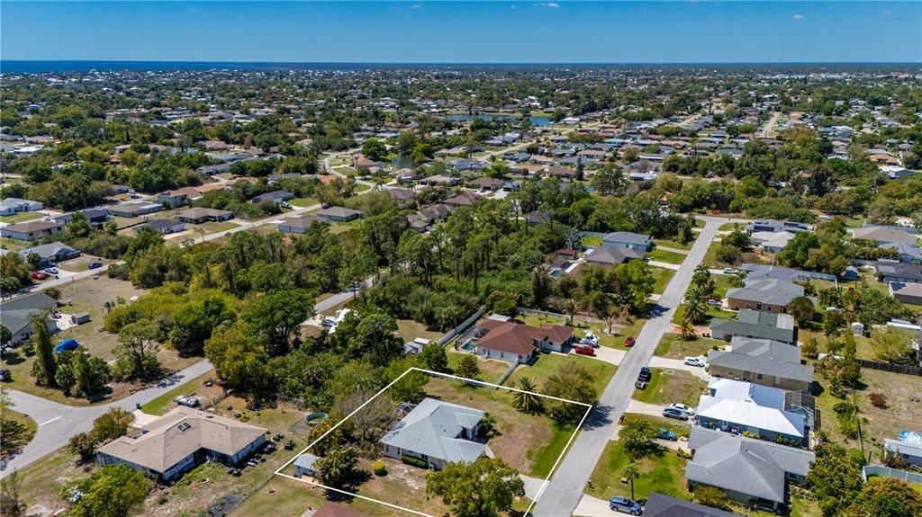 Active With Contract: $349,900 (3 beds, 2 baths, 1938 Square Feet)