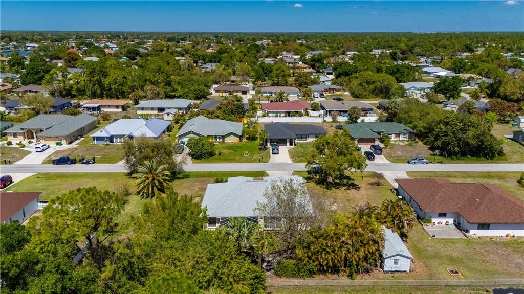 Active With Contract: $349,900 (3 beds, 2 baths, 1938 Square Feet)