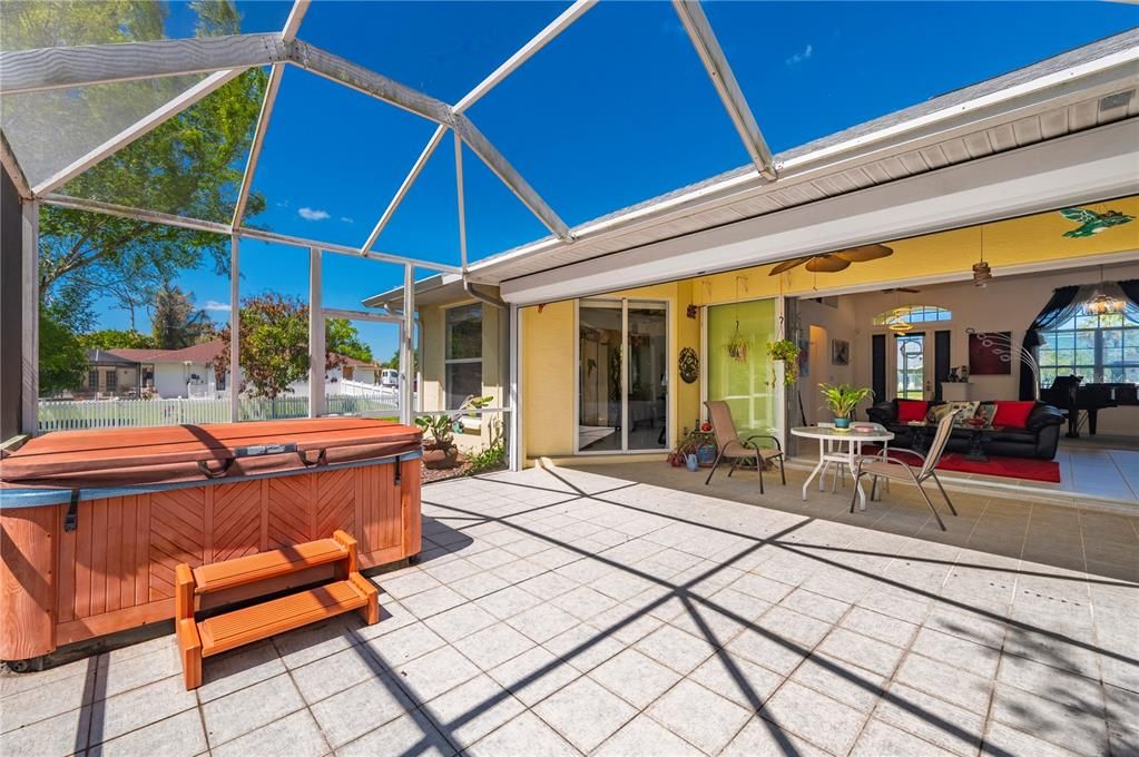 Active With Contract: $349,900 (3 beds, 2 baths, 1938 Square Feet)