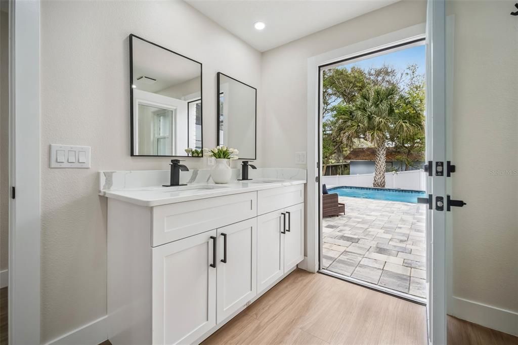 For Sale: $648,000 (4 beds, 3 baths, 2590 Square Feet)