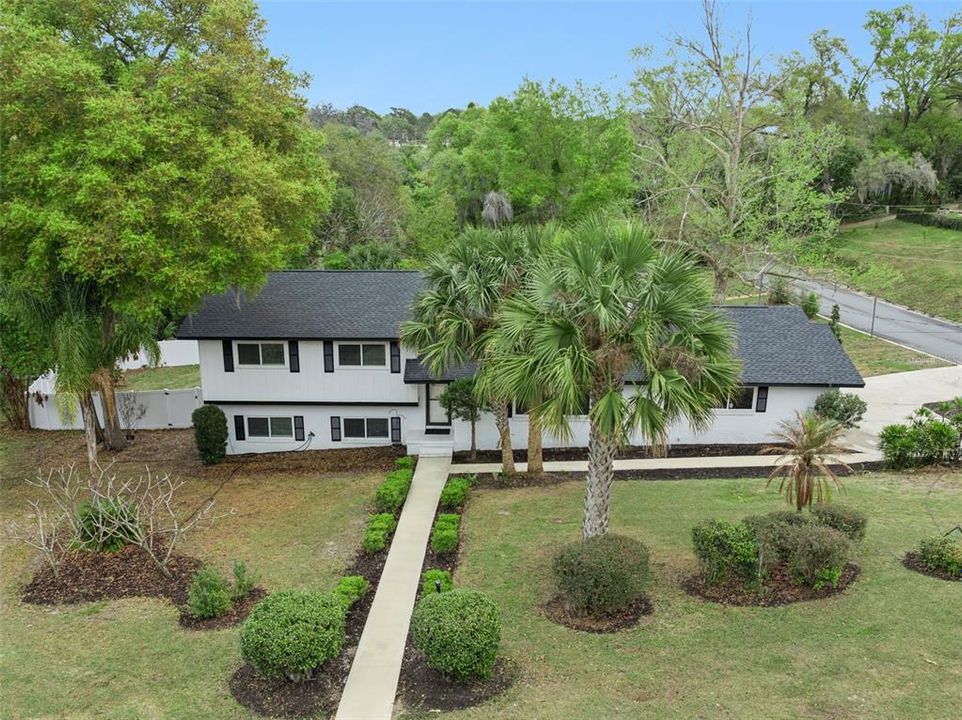 For Sale: $648,000 (4 beds, 3 baths, 2590 Square Feet)