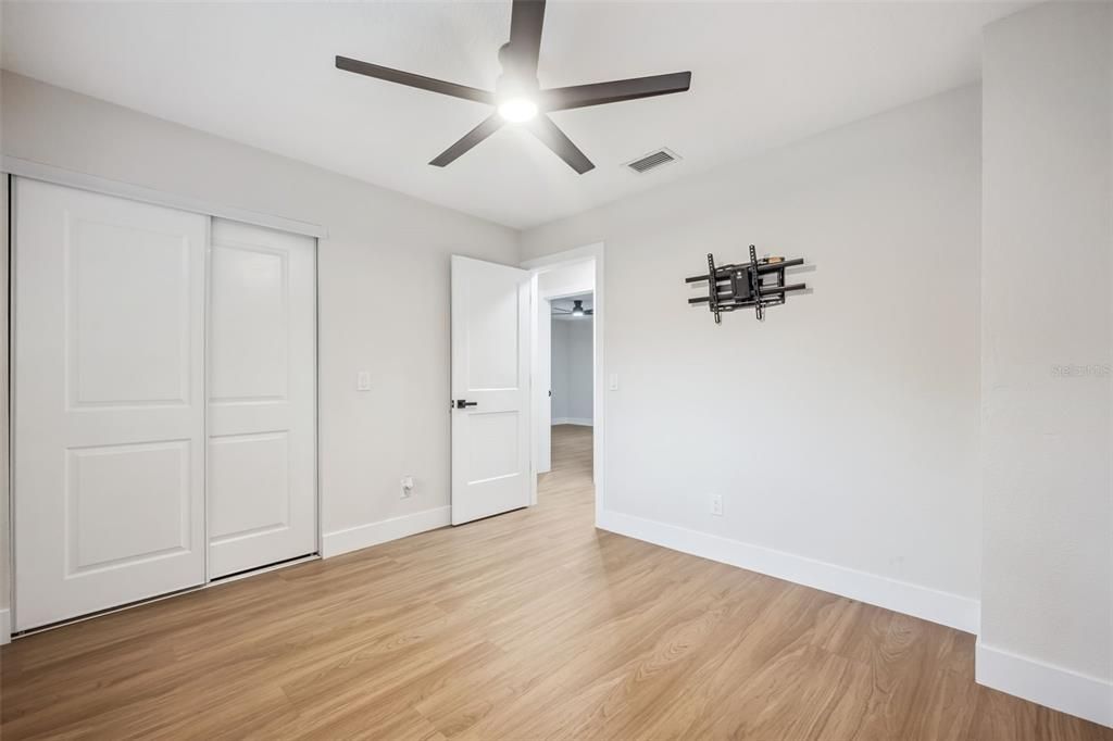 For Sale: $648,000 (4 beds, 3 baths, 2590 Square Feet)