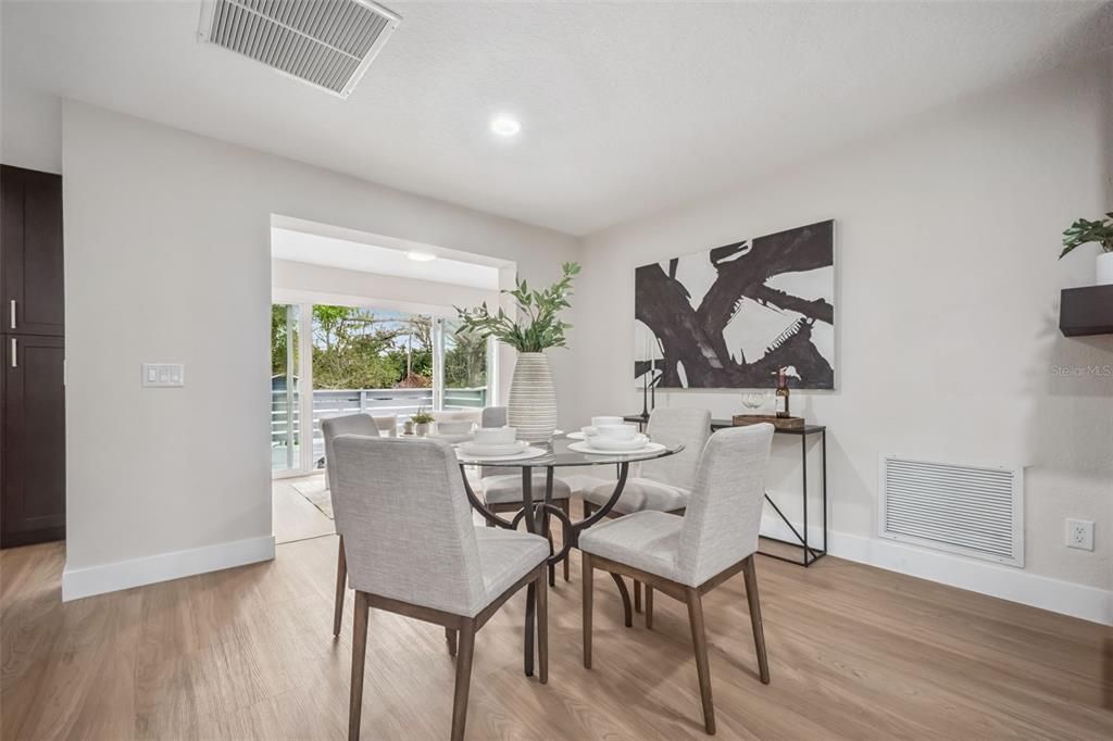 For Sale: $648,000 (4 beds, 3 baths, 2590 Square Feet)