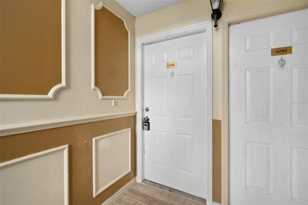 На продажу: $169,000 (2 спален, 2 ванн, 1183 Квадратных фут)