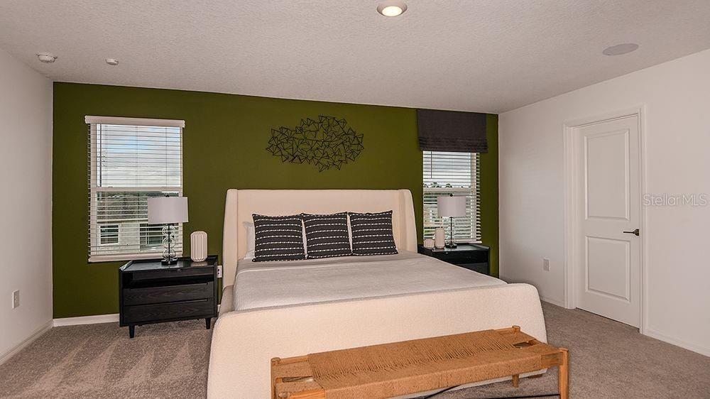 Activo con contrato: $335,000 (3 camas, 2 baños, 1853 Pies cuadrados)