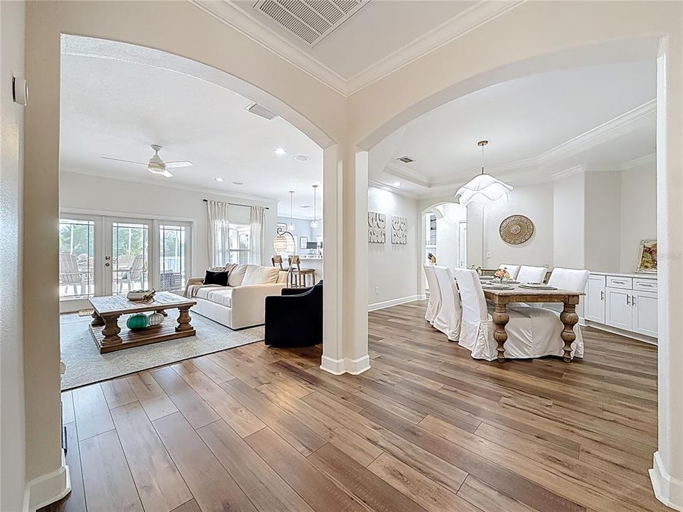 Active With Contract: $550,000 (4 beds, 2 baths, 2175 Square Feet)