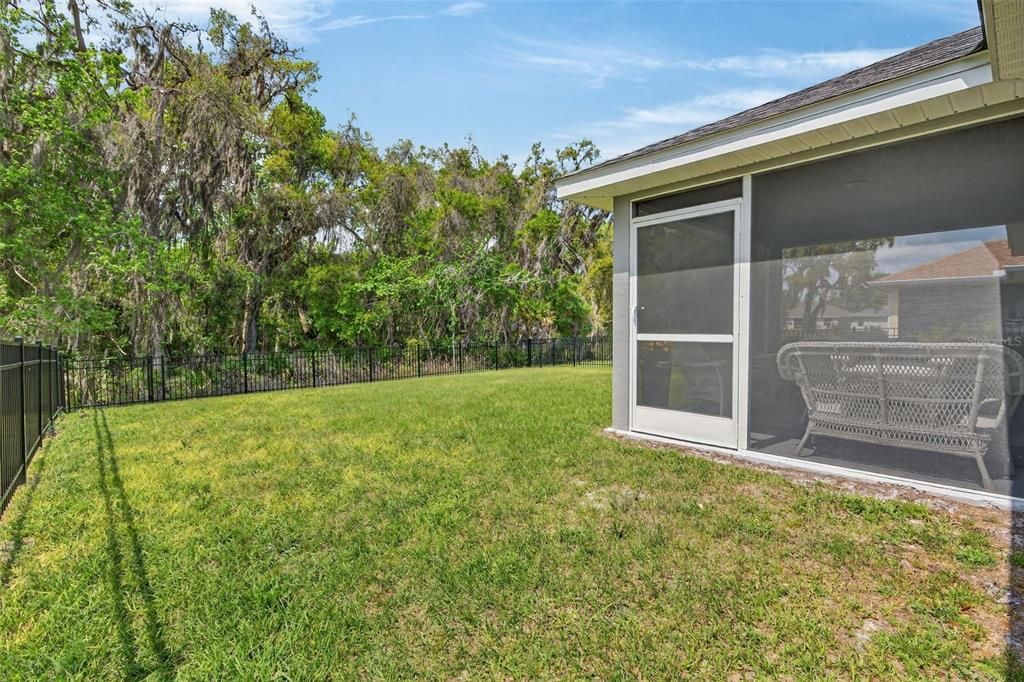 Active With Contract: $330,000 (3 beds, 2 baths, 1720 Square Feet)