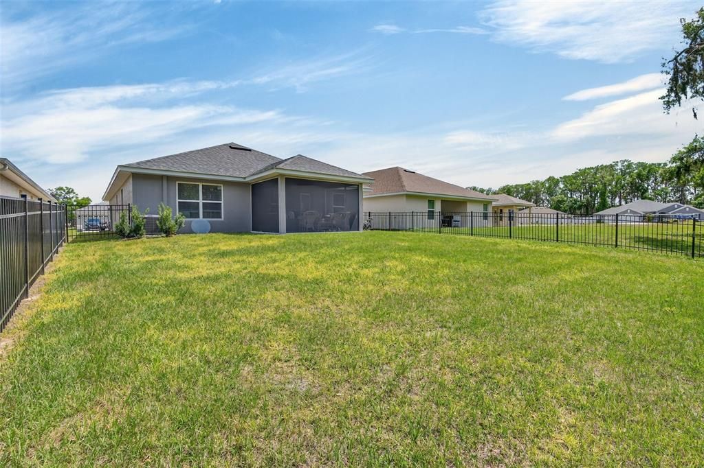 Active With Contract: $330,000 (3 beds, 2 baths, 1720 Square Feet)