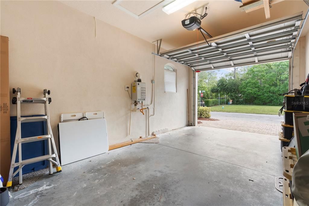На продажу: $289,000 (2 спален, 2 ванн, 1755 Квадратных фут)