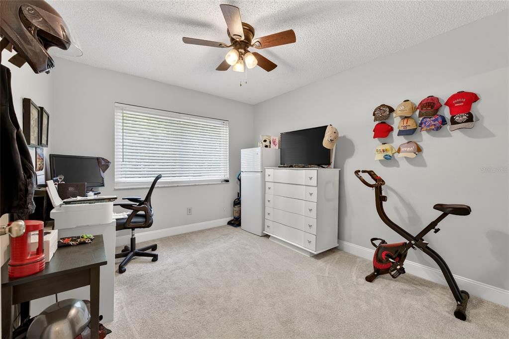 For Sale: $139,836 (2 beds, 2 baths, 864 Square Feet)