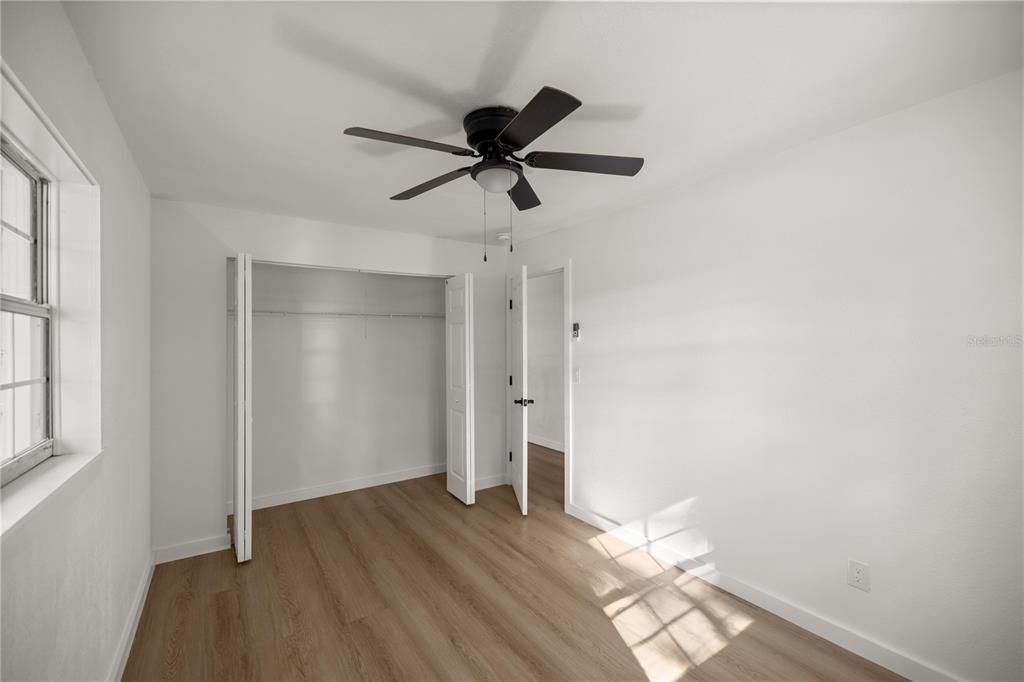 For Rent: $1,299 (2 beds, 1 baths, 1000 Square Feet)