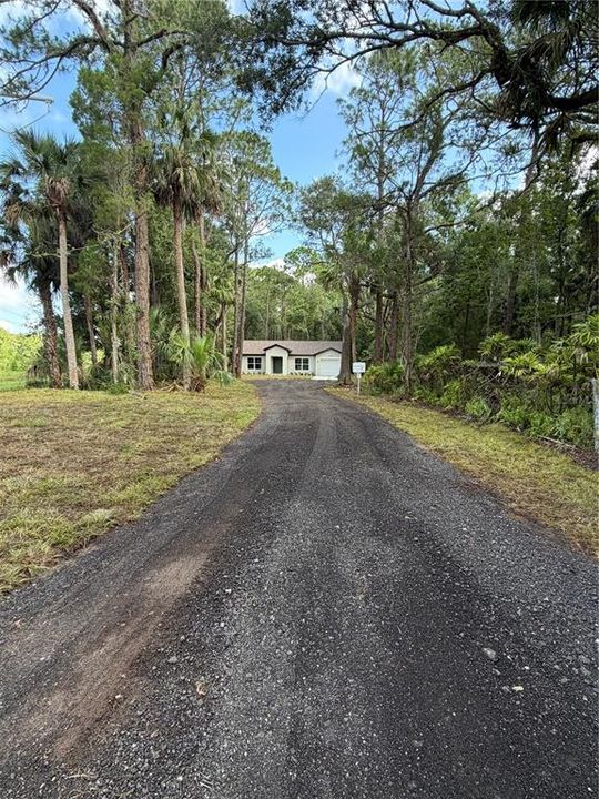 For Sale: $415,000 (2 beds, 2 baths, 977 Square Feet)
