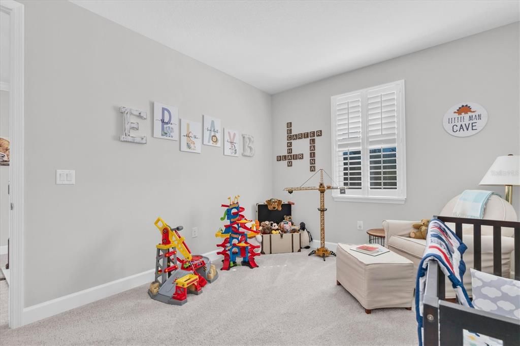 Active With Contract: $999,999 (4 beds, 3 baths, 2929 Square Feet)