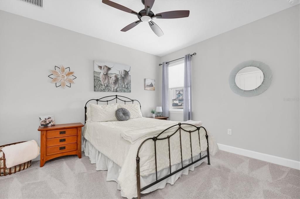 Active With Contract: $999,999 (4 beds, 3 baths, 2929 Square Feet)