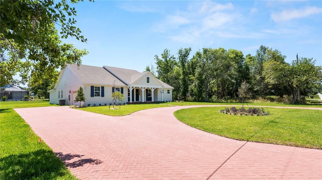 Active With Contract: $769,900 (4 beds, 3 baths, 3153 Square Feet)