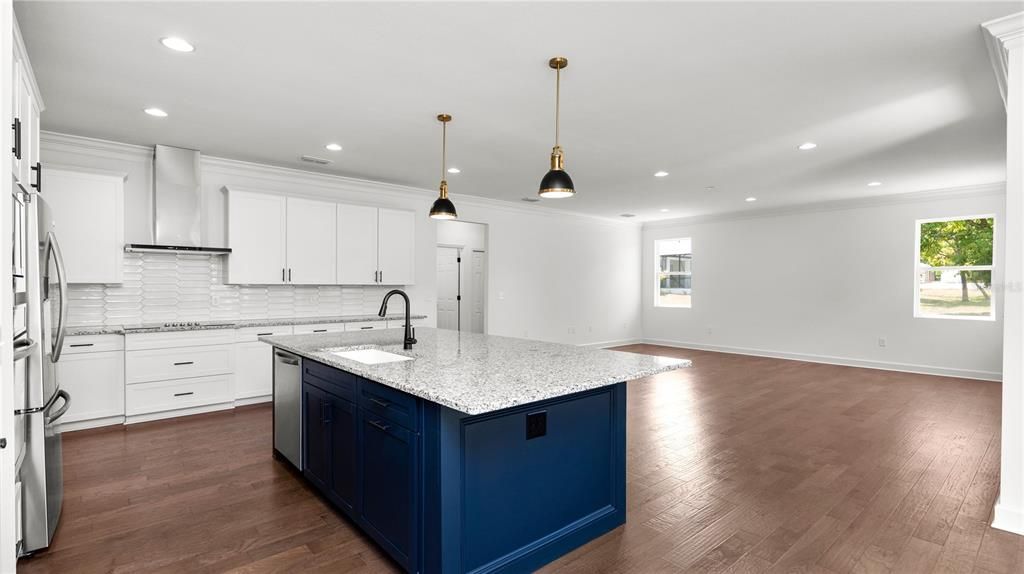 Active With Contract: $769,900 (4 beds, 3 baths, 3153 Square Feet)