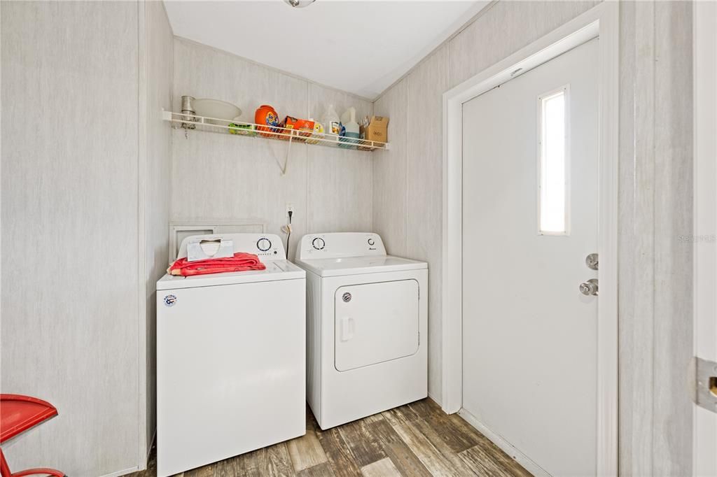 En Venta: $350,000 (3 camas, 2 baños, 1296 Pies cuadrados)