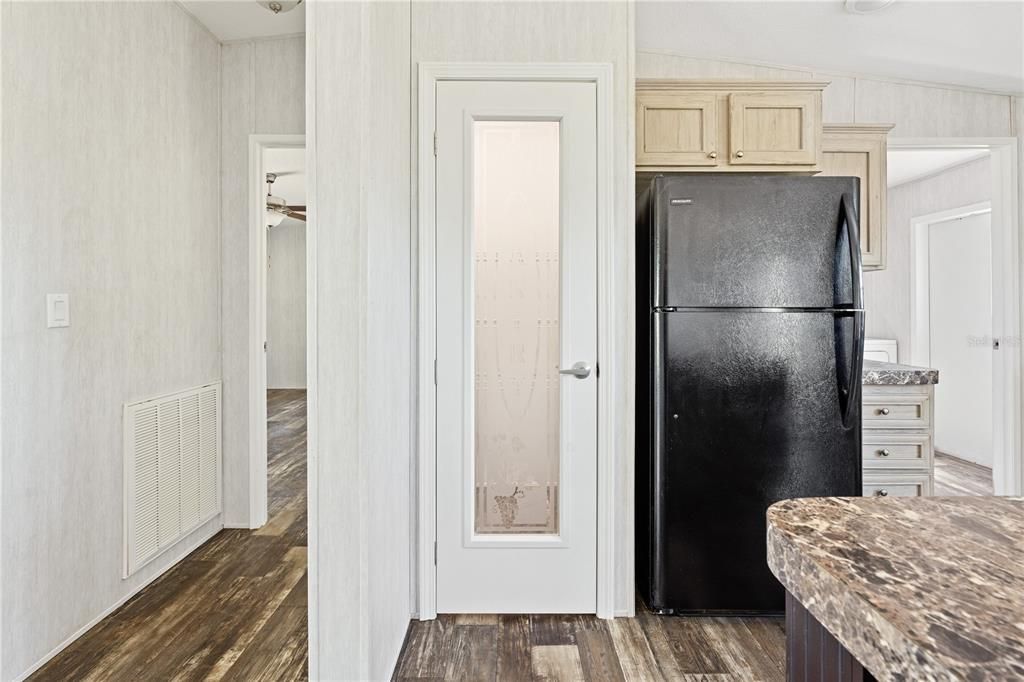 En Venta: $350,000 (3 camas, 2 baños, 1296 Pies cuadrados)