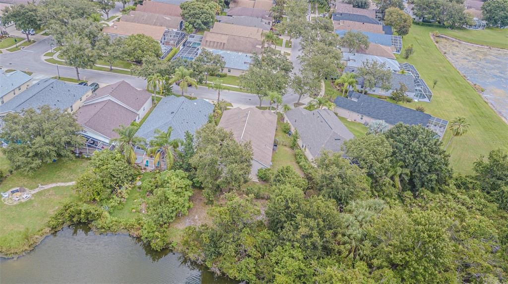 Activo con contrato: $435,950 (4 camas, 2 baños, 2090 Pies cuadrados)