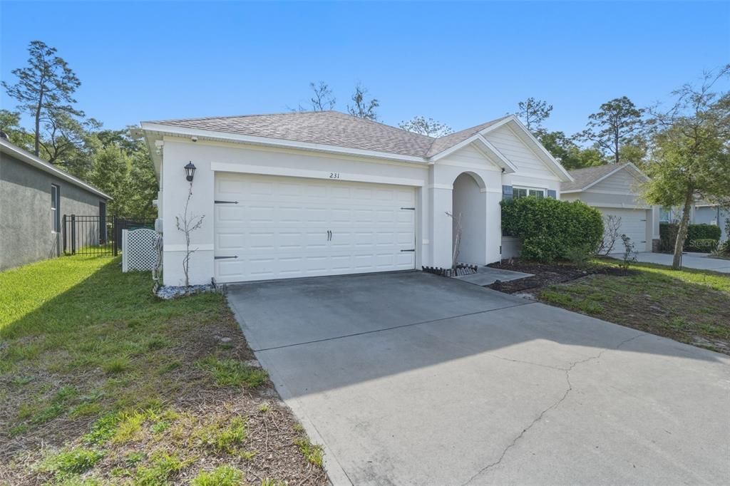Active With Contract: $275,000 (3 beds, 2 baths, 1685 Square Feet)