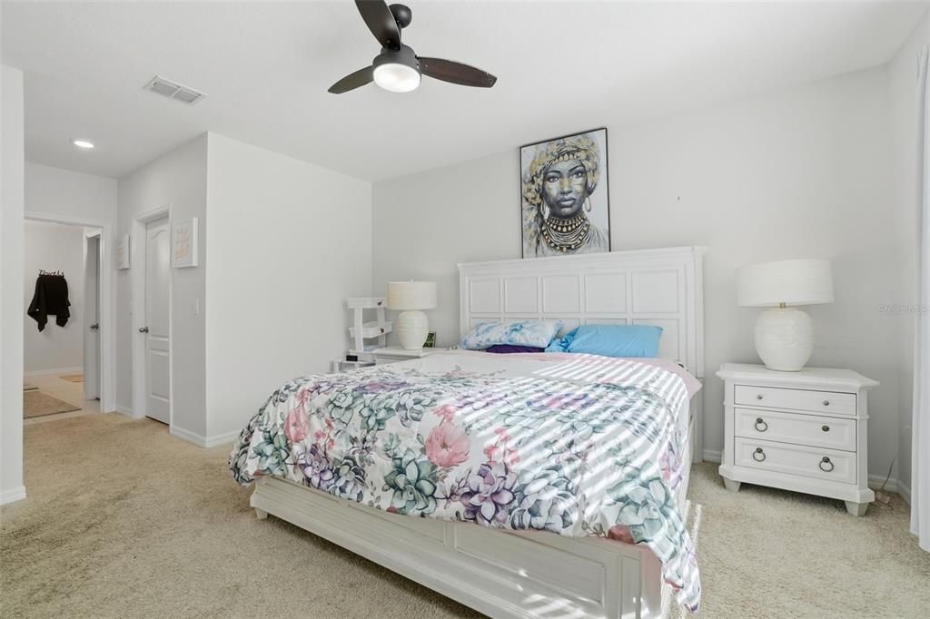 Active With Contract: $275,000 (3 beds, 2 baths, 1685 Square Feet)