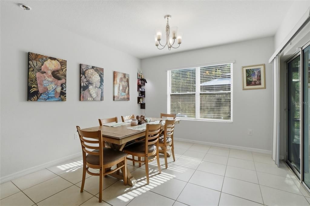Active With Contract: $275,000 (3 beds, 2 baths, 1685 Square Feet)