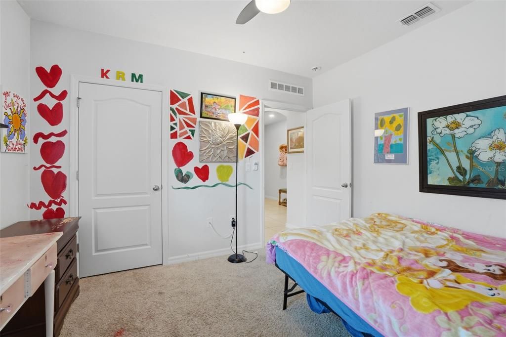 Active With Contract: $275,000 (3 beds, 2 baths, 1685 Square Feet)