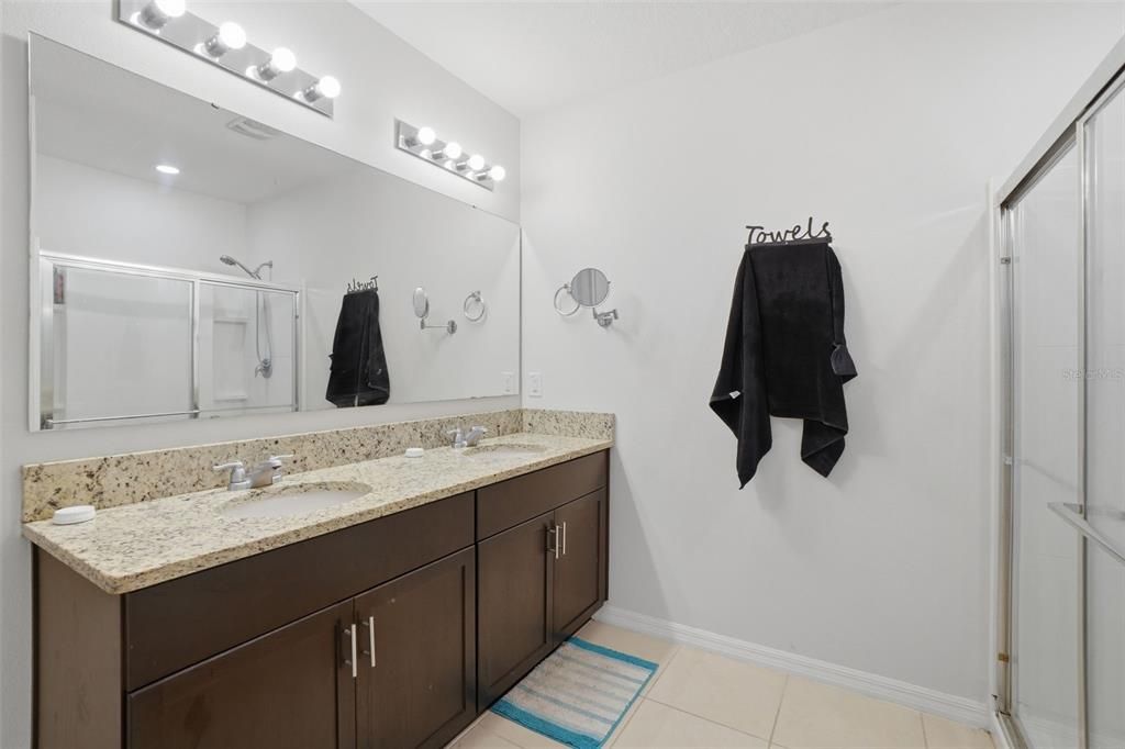 Active With Contract: $275,000 (3 beds, 2 baths, 1685 Square Feet)