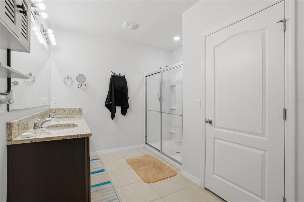 Active With Contract: $275,000 (3 beds, 2 baths, 1685 Square Feet)