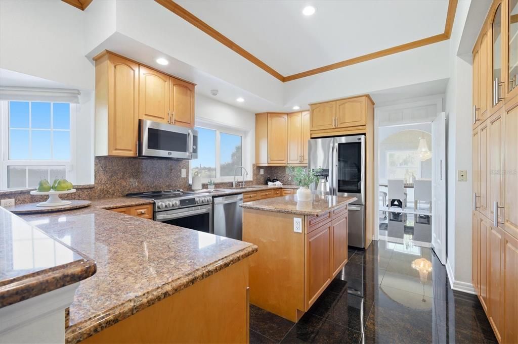 En Venta: $2,475,000 (4 camas, 4 baños, 5654 Pies cuadrados)