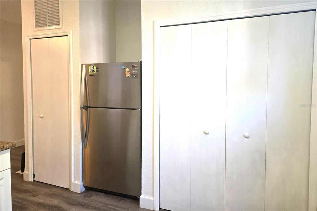En Venta: $176,000 (1 camas, 1 baños, 837 Pies cuadrados)