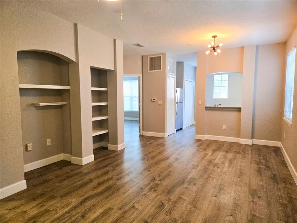 En Venta: $176,000 (1 camas, 1 baños, 837 Pies cuadrados)