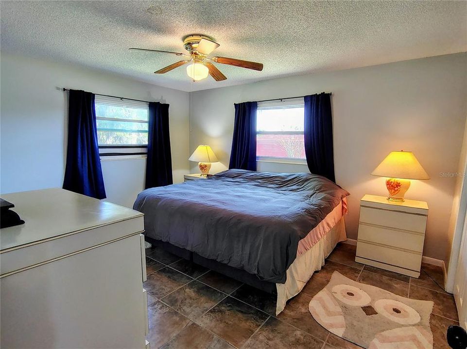 For Sale: $420,000 (4 beds, 2 baths, 1329 Square Feet)