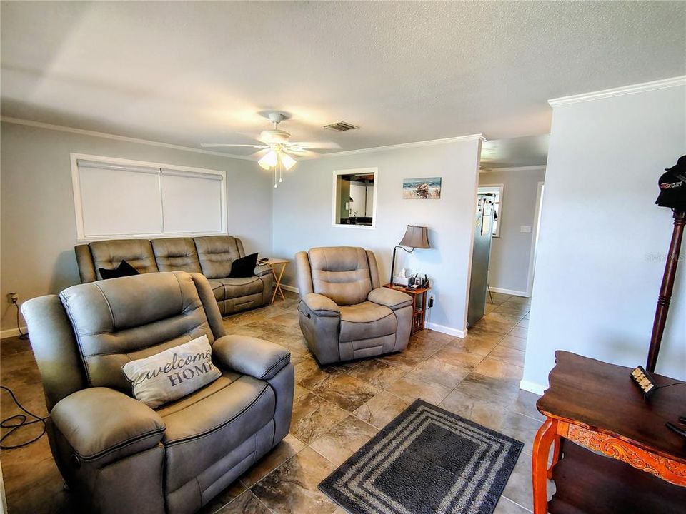 For Sale: $420,000 (4 beds, 2 baths, 1329 Square Feet)