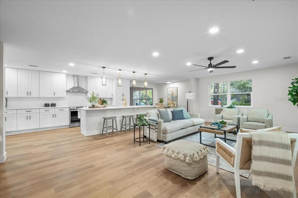 Activo con contrato: $475,000 (4 camas, 3 baños, 2696 Pies cuadrados)