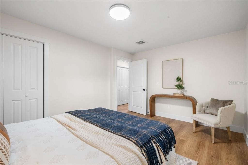 Activo con contrato: $475,000 (4 camas, 3 baños, 2696 Pies cuadrados)