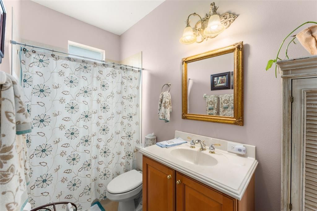 Active With Contract: $484,000 (3 beds, 3 baths, 2741 Square Feet)