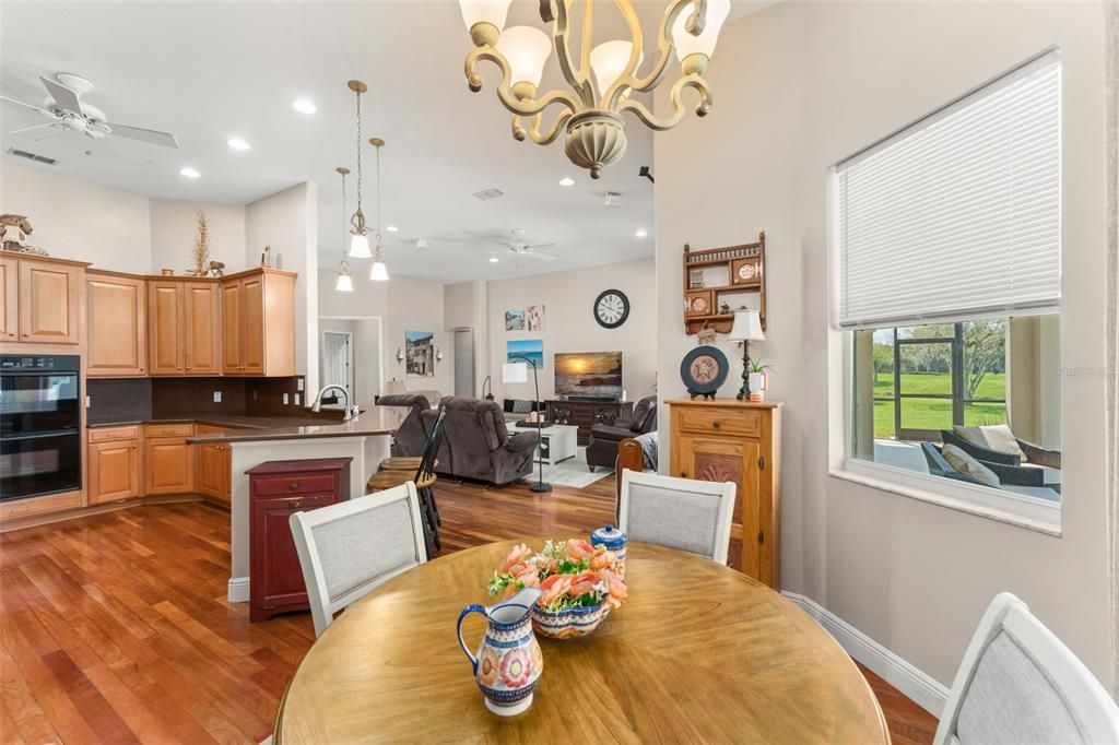 Active With Contract: $484,000 (3 beds, 3 baths, 2741 Square Feet)