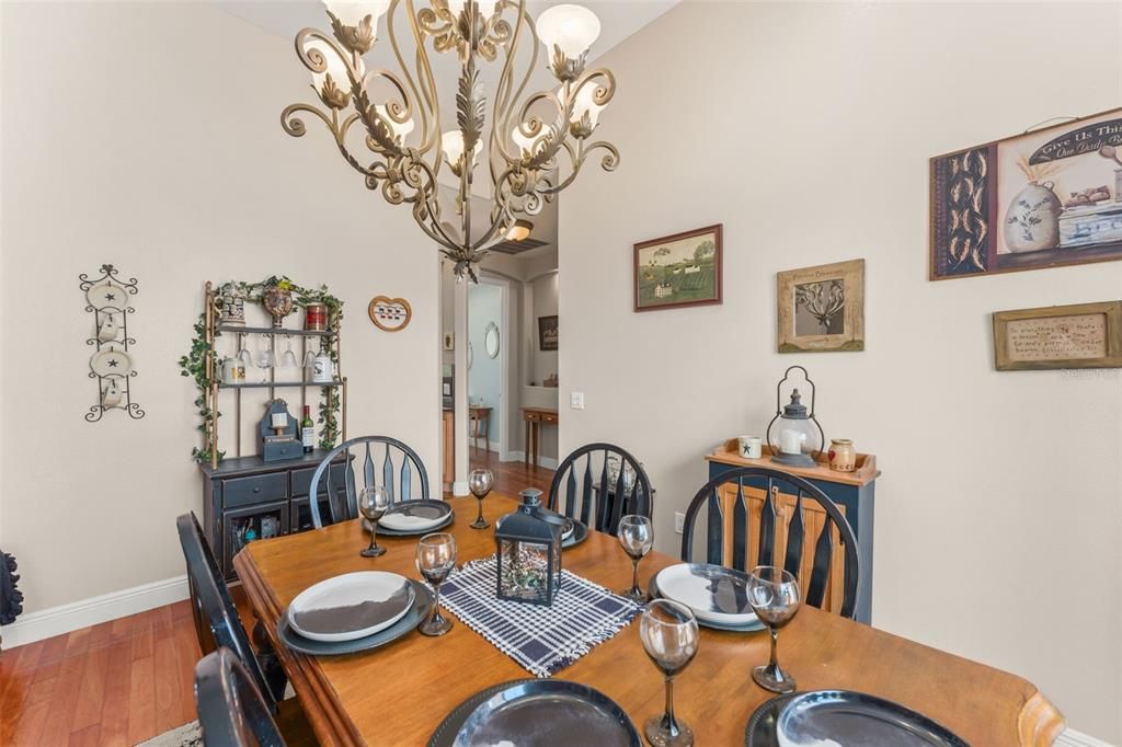 Active With Contract: $484,000 (3 beds, 3 baths, 2741 Square Feet)