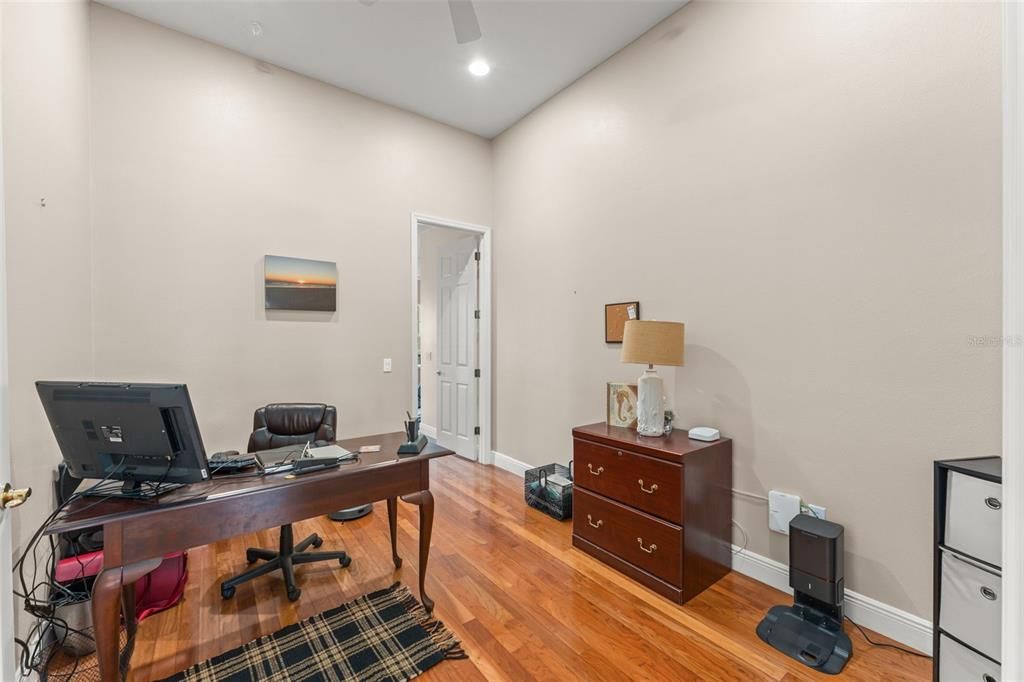 Active With Contract: $484,000 (3 beds, 3 baths, 2741 Square Feet)