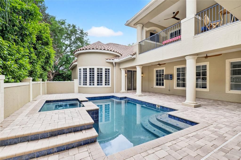 For Sale: $1,825,000 (4 beds, 4 baths, 4549 Square Feet)