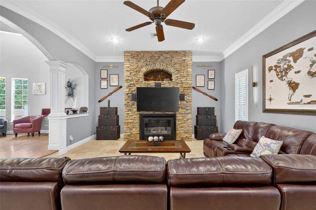 For Sale: $1,825,000 (4 beds, 4 baths, 4549 Square Feet)